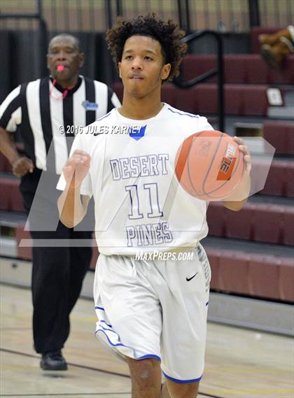 Thumbnail 2 in Cathedral Catholic vs. Desert Pines (Tarkanian Classic) photogallery.