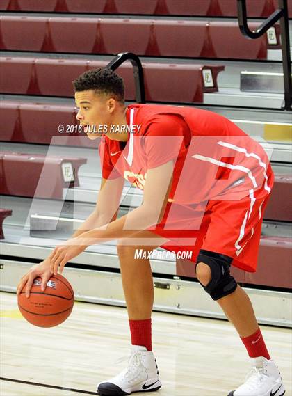 Thumbnail 3 in Cathedral Catholic vs. Desert Pines (Tarkanian Classic) photogallery.