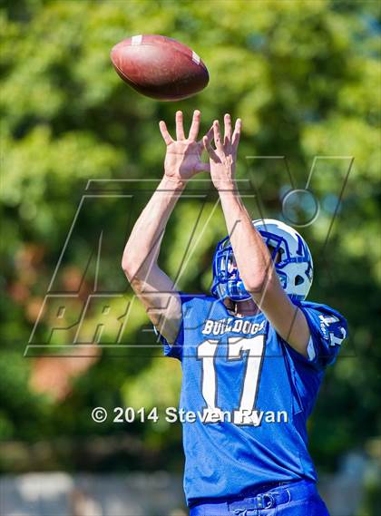 Thumbnail 1 in Half Hollow Hills East @ North Babylon photogallery.