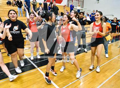 Thumbnail 3 in AIA D1/D2 Badminton Team Awards photogallery.