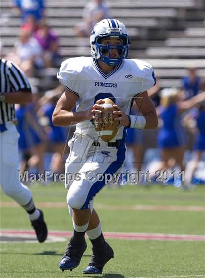 Thumbnail 1 in Kenton vs. Middletown photogallery.
