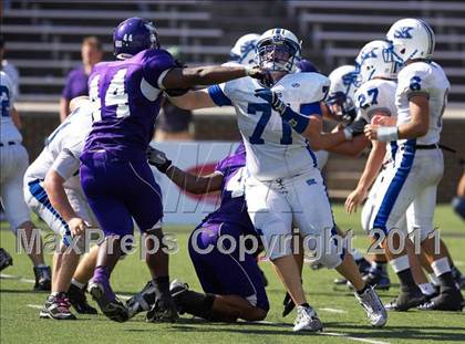 Thumbnail 2 in Kenton vs. Middletown photogallery.