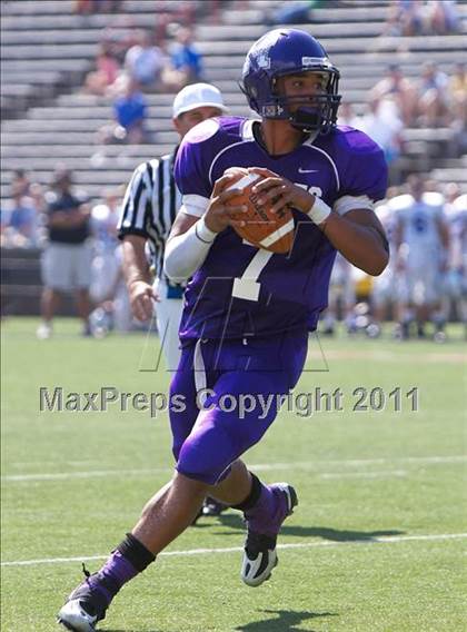 Thumbnail 1 in Kenton vs. Middletown photogallery.