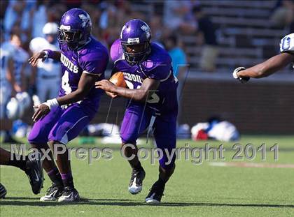 Thumbnail 2 in Kenton vs. Middletown photogallery.