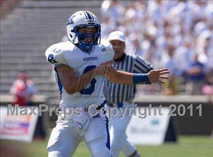 Thumbnail 2 in Kenton vs. Middletown photogallery.