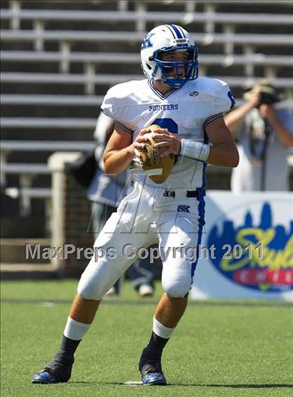Thumbnail 3 in Kenton vs. Middletown photogallery.