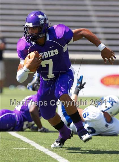 Thumbnail 3 in Kenton vs. Middletown photogallery.
