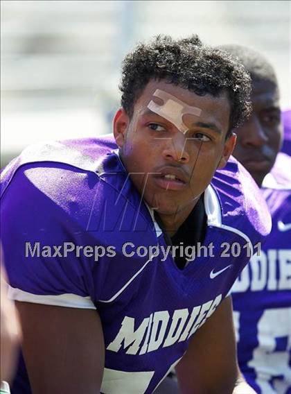 Thumbnail 3 in Kenton vs. Middletown photogallery.