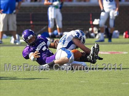 Thumbnail 2 in Kenton vs. Middletown photogallery.