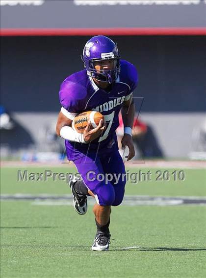 Thumbnail 1 in Kenton vs. Middletown photogallery.