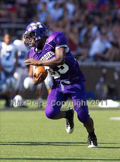 Thumbnail 3 in Kenton vs. Middletown photogallery.