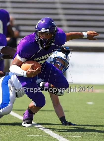 Thumbnail 3 in Kenton vs. Middletown photogallery.