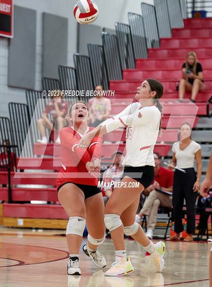 Thumbnail 3 in Anna @ Pottsboro photogallery.