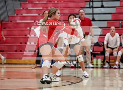 Thumbnail 3 in Anna @ Pottsboro photogallery.