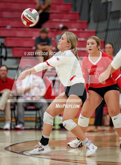 Thumbnail 3 in Anna @ Pottsboro photogallery.