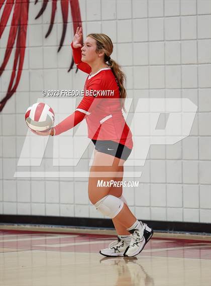 Thumbnail 3 in Anna @ Pottsboro photogallery.