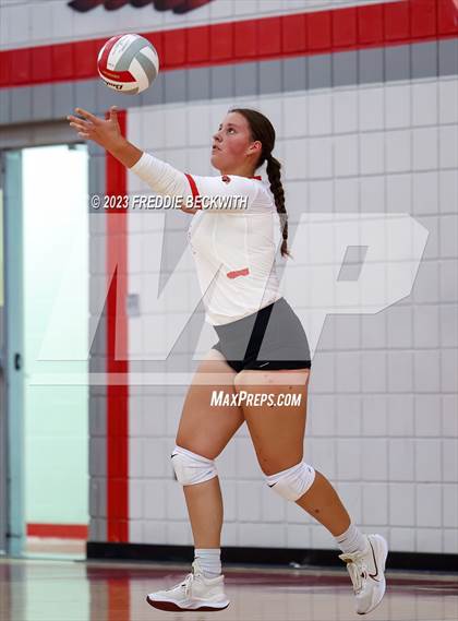 Thumbnail 3 in Anna @ Pottsboro photogallery.