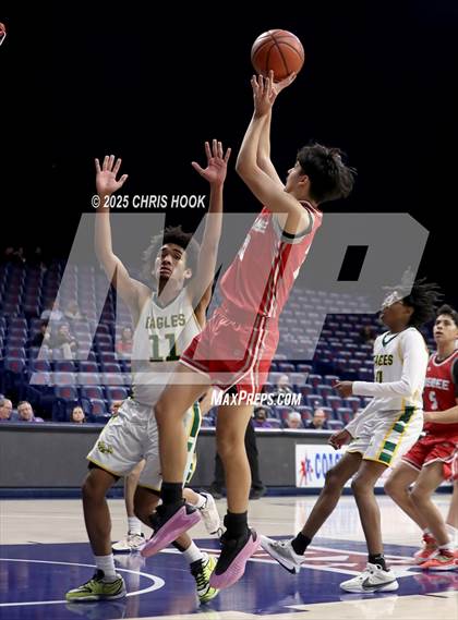 Thumbnail 3 in Bisbee vs Santa Rita (McKale Center) photogallery.