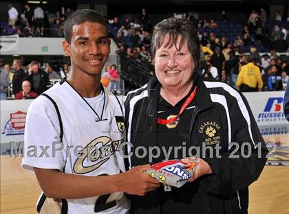 Thumbnail 2 in Calabasas vs. South (CIF SS D3AA Final) photogallery.