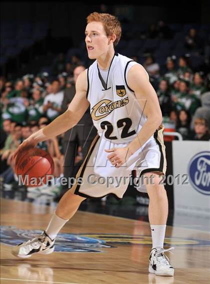 Thumbnail 3 in Calabasas vs. South (CIF SS D3AA Final) photogallery.