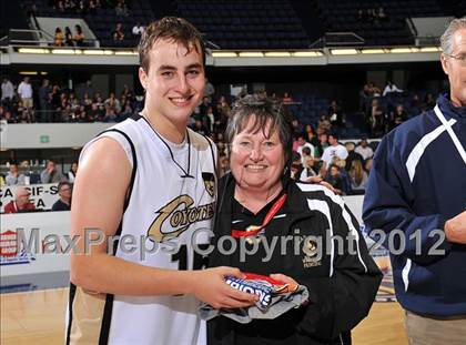 Thumbnail 3 in Calabasas vs. South (CIF SS D3AA Final) photogallery.