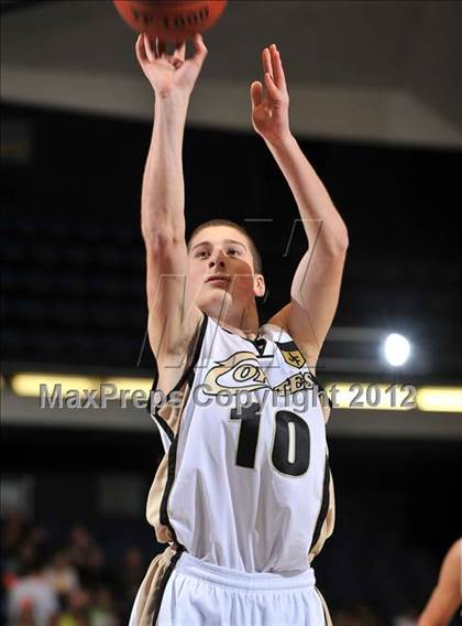 Thumbnail 1 in Calabasas vs. South (CIF SS D3AA Final) photogallery.
