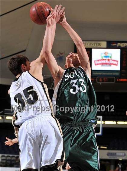 Thumbnail 2 in Calabasas vs. South (CIF SS D3AA Final) photogallery.
