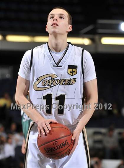 Thumbnail 1 in Calabasas vs. South (CIF SS D3AA Final) photogallery.