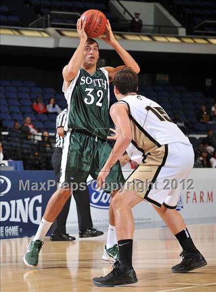 Thumbnail 3 in Calabasas vs. South (CIF SS D3AA Final) photogallery.