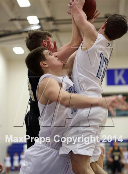 Thumbnail 1 in Newton vs. Kapaun Mt. Carmel (KSHSAA 5A Playoff) photogallery.