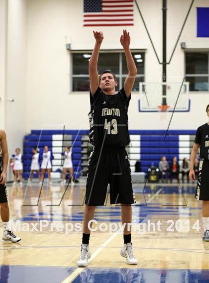 Thumbnail 1 in Newton vs. Kapaun Mt. Carmel (KSHSAA 5A Playoff) photogallery.