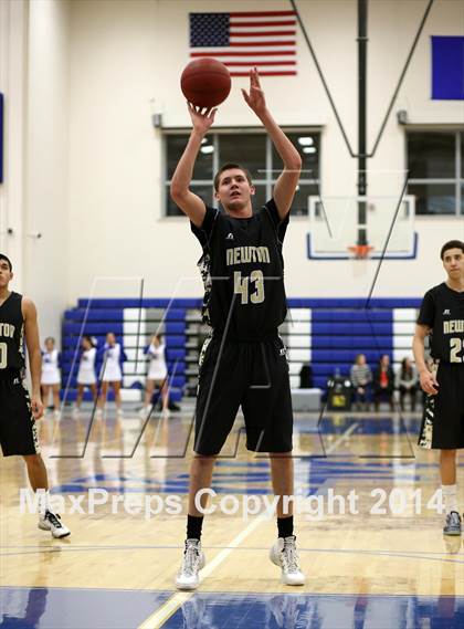 Thumbnail 3 in Newton vs. Kapaun Mt. Carmel (KSHSAA 5A Playoff) photogallery.