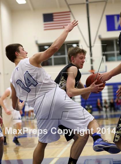 Thumbnail 1 in Newton vs. Kapaun Mt. Carmel (KSHSAA 5A Playoff) photogallery.