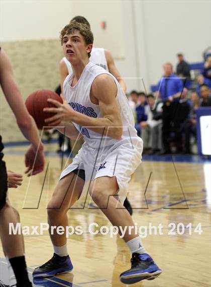 Thumbnail 1 in Newton vs. Kapaun Mt. Carmel (KSHSAA 5A Playoff) photogallery.