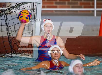 Thumbnail 3 in Friendswood vs Oak Ridge photogallery.
