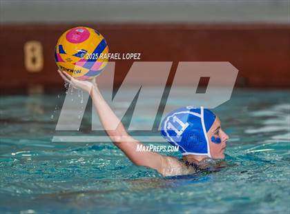 Thumbnail 2 in Friendswood vs Oak Ridge photogallery.