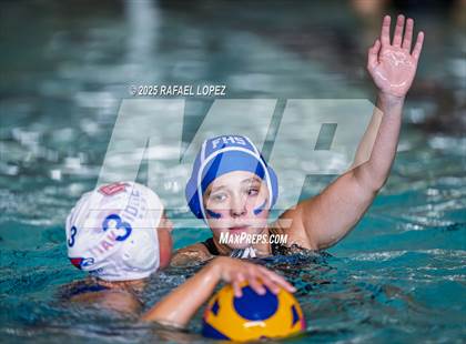 Thumbnail 2 in Friendswood vs Oak Ridge photogallery.