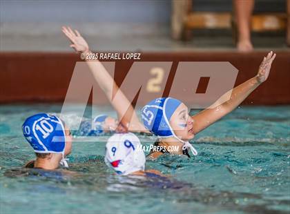 Thumbnail 1 in Friendswood vs Oak Ridge photogallery.