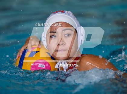 Thumbnail 1 in Friendswood vs Oak Ridge photogallery.