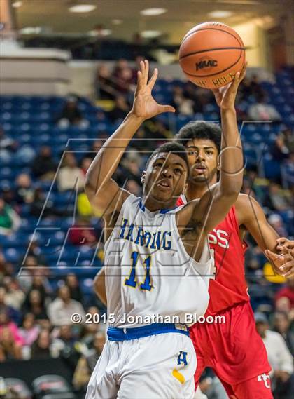 Thumbnail 2 in Wilbur Cross vs Harding (MLK Classic) photogallery.