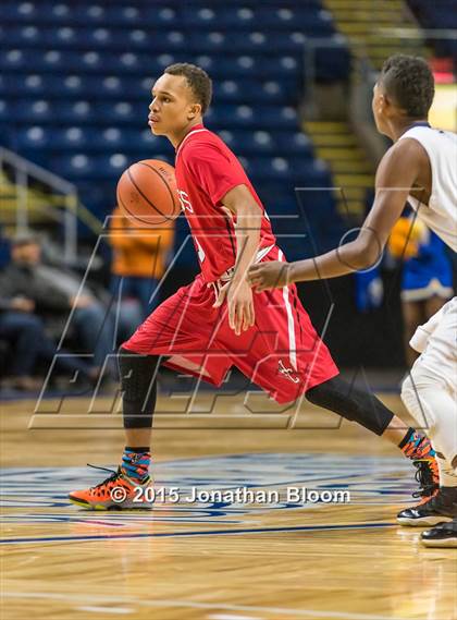 Thumbnail 2 in Wilbur Cross vs Harding (MLK Classic) photogallery.