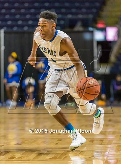 Thumbnail 1 in Wilbur Cross vs Harding (MLK Classic) photogallery.