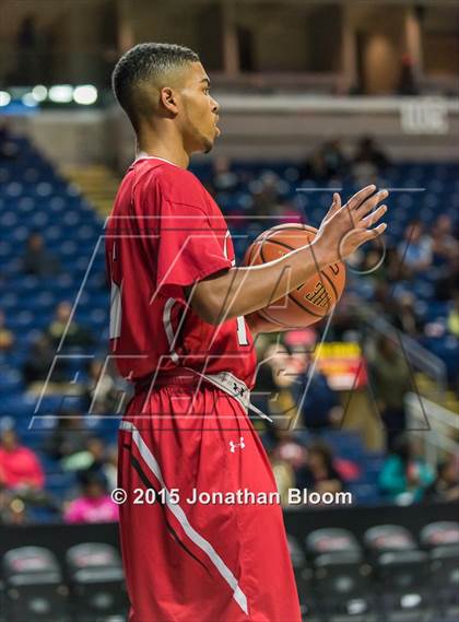 Thumbnail 3 in Wilbur Cross vs Harding (MLK Classic) photogallery.