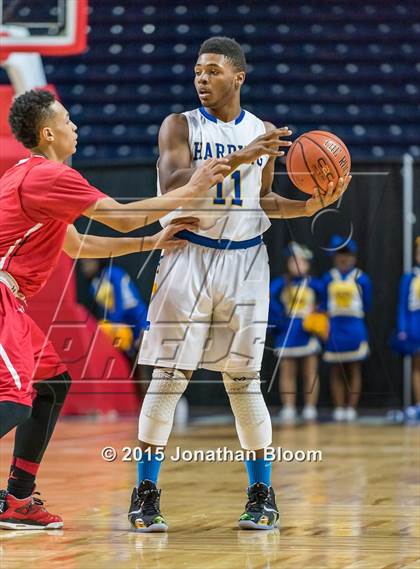 Thumbnail 2 in Wilbur Cross vs Harding (MLK Classic) photogallery.
