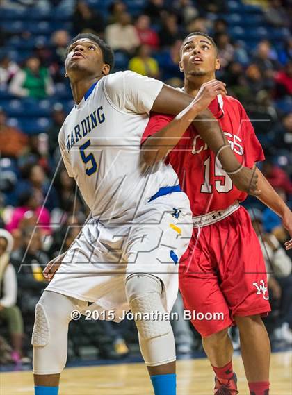 Thumbnail 3 in Wilbur Cross vs Harding (MLK Classic) photogallery.