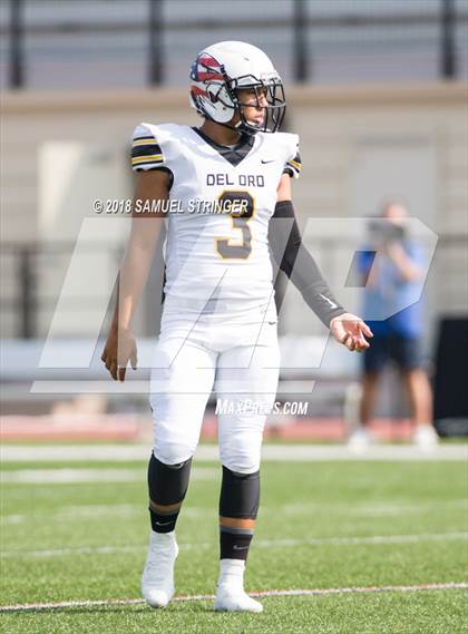 Thumbnail 1 in Del Oro vs. Oak Grove (Honor Bowl-NorCal) photogallery.