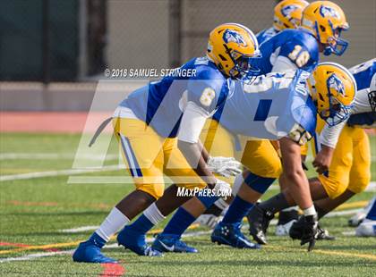 Thumbnail 3 in Del Oro vs. Oak Grove (Honor Bowl-NorCal) photogallery.