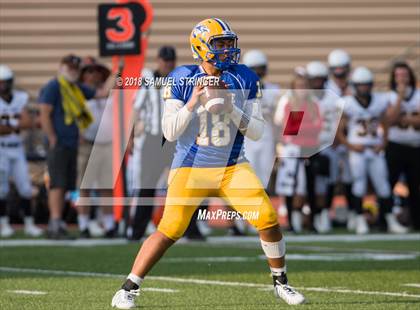 Thumbnail 2 in Del Oro vs. Oak Grove (Honor Bowl-NorCal) photogallery.