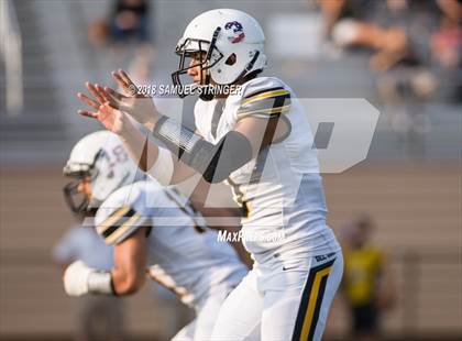Thumbnail 2 in Del Oro vs. Oak Grove (Honor Bowl-NorCal) photogallery.