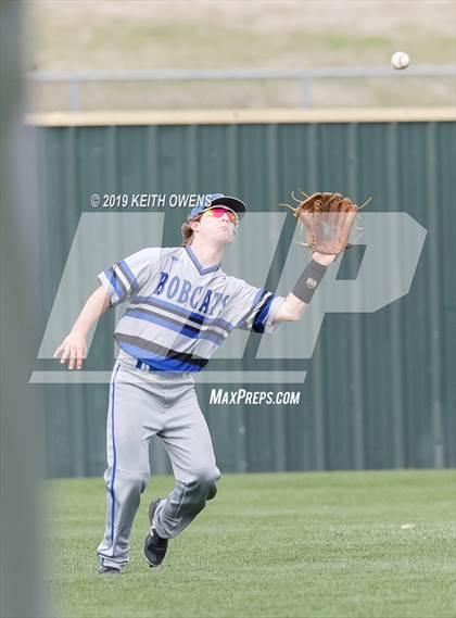 Thumbnail 2 in Lake Dallas vs. Byron Nelson photogallery.